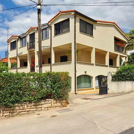 Nada With A Large Terrace Apartment *