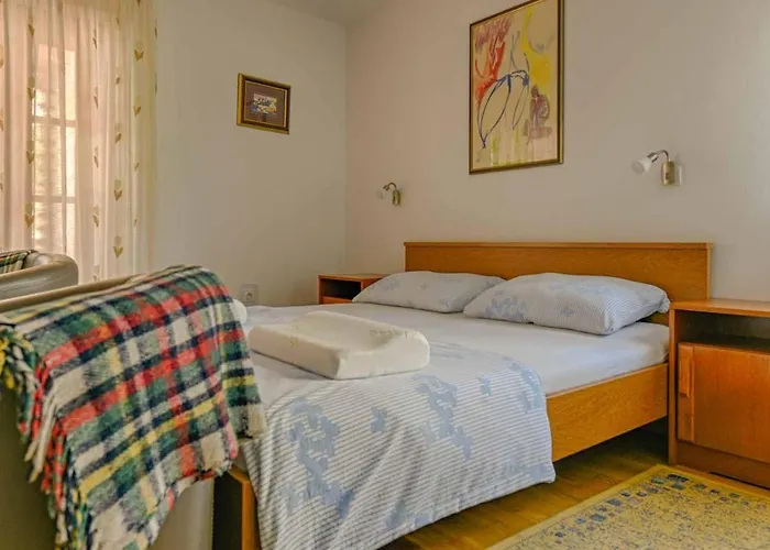 Nada With A Large Terrace Apartment *